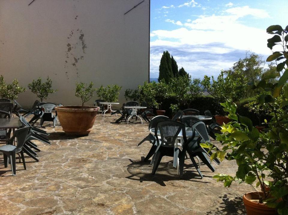 Villa Agriturismo Il Palazzaccio Galliano Exterior foto
